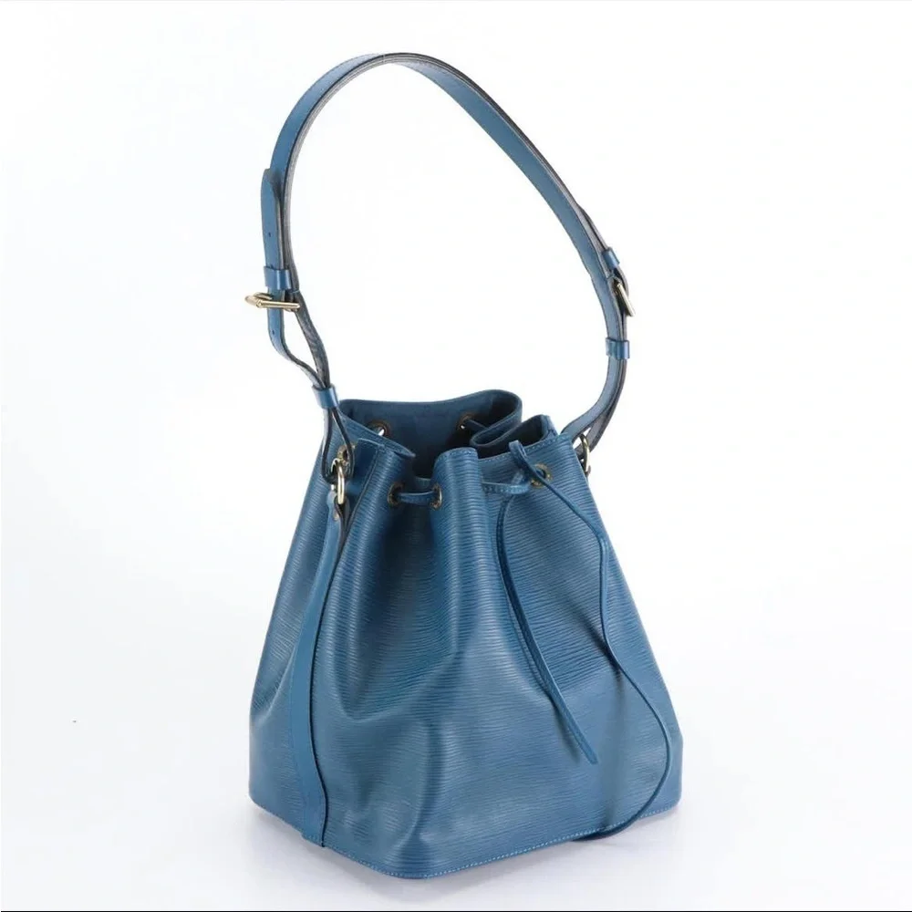 Louis Vuitton Petit Noe Bucket Bag Blue Epi Leather Luxury Drawstring Shoulder